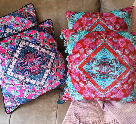 BEAUTIFUL NOSTALGIA COLLECTION 50x50cm CUSHIONS + FREE IDIA/IYOBA GICLEE PRINT