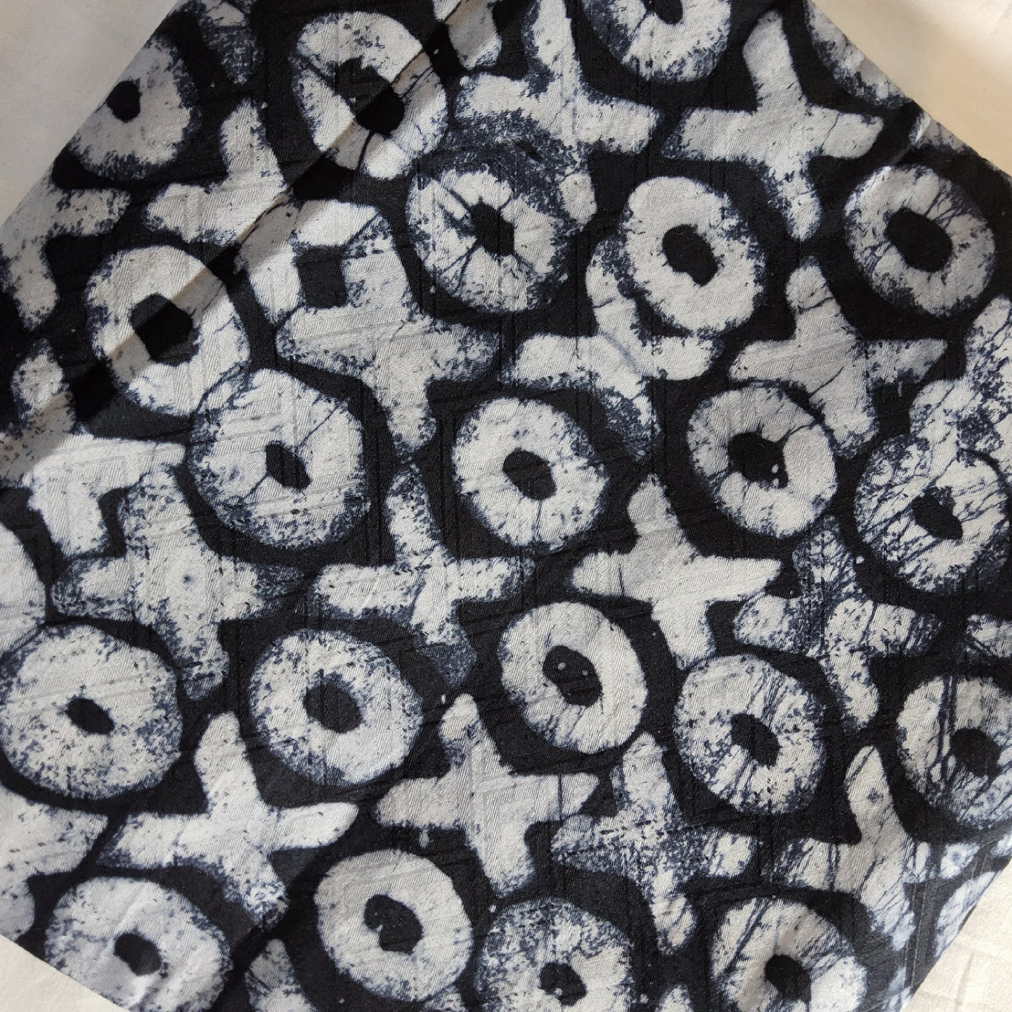 ADIRE - CLASSIC WEST AFRICAN PATTERN HAND PRINT FABRIC 100% COTTON BROCADE- 4 METERS WHOLESALE BUNDLES
