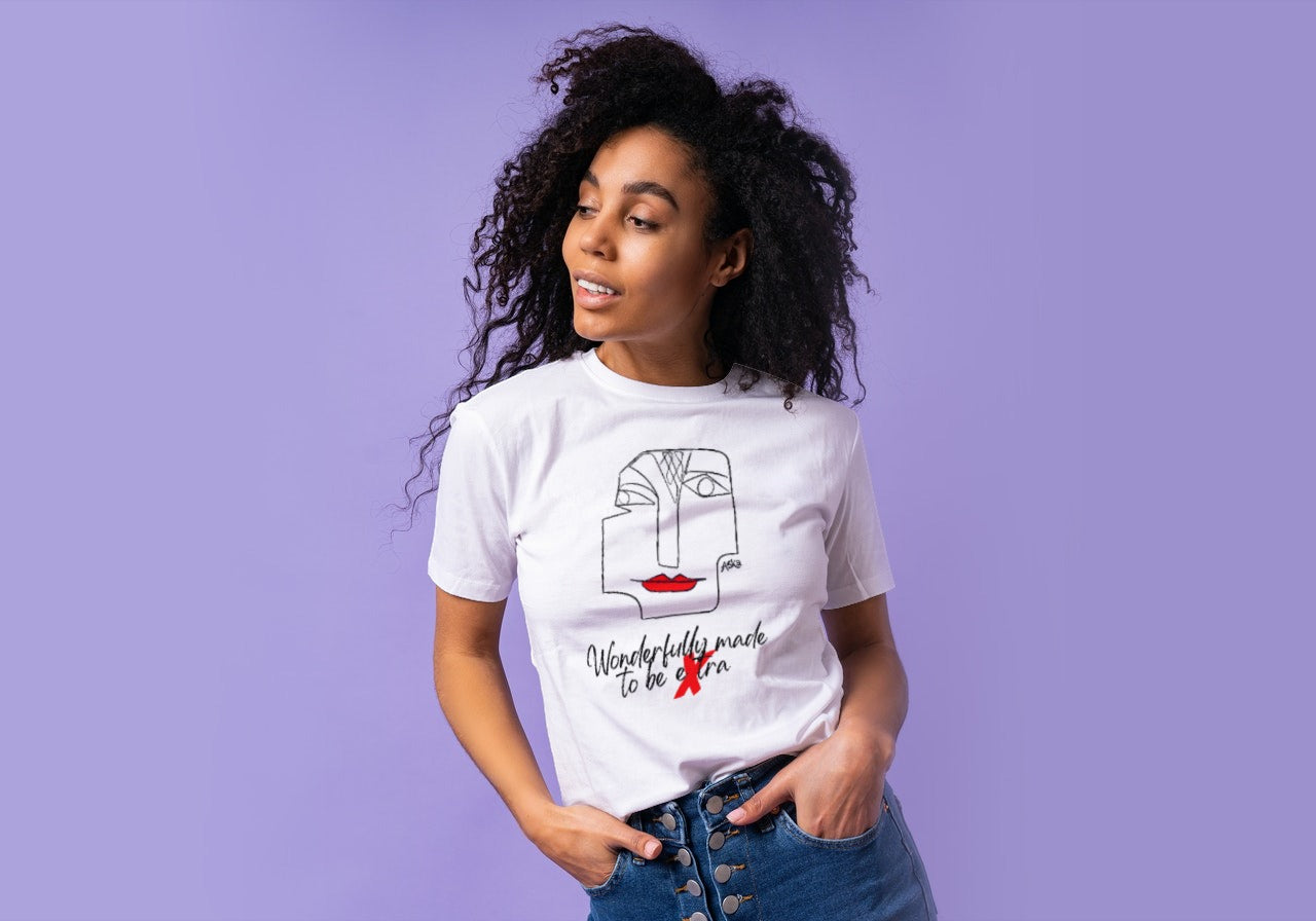 WONDERFULLY MADE TO BE EXTRA- REDLIPS ON WHITE ECO TEE-SHIRT